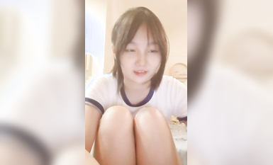 新人！G奶學生被幹了~【一起貼貼】 --清純，撲面而來的初戀感，被操了，真是讓人心痛 (5)