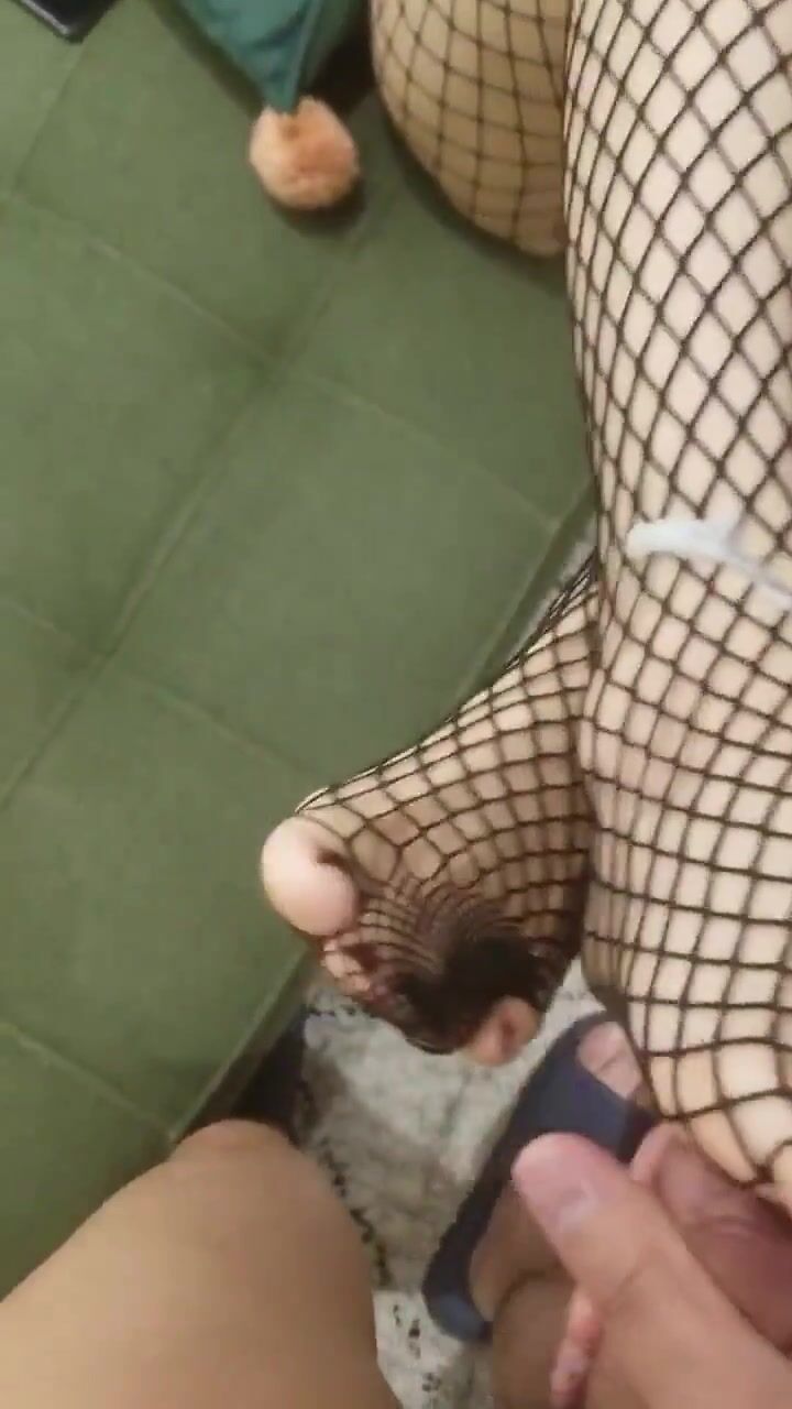 付費私密電報群內部共享福利 各種露臉反差婊「手活打飛機」篇 各種花式手腳並用有淫盪對白 (4)