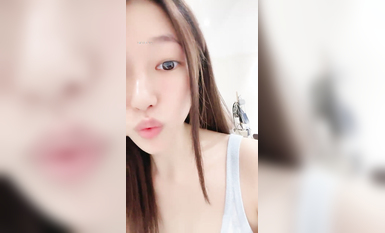 【重磅推薦】一線城市 某公司人事白領【小白兔呀呀】上班大秀 回家被操~ (6)