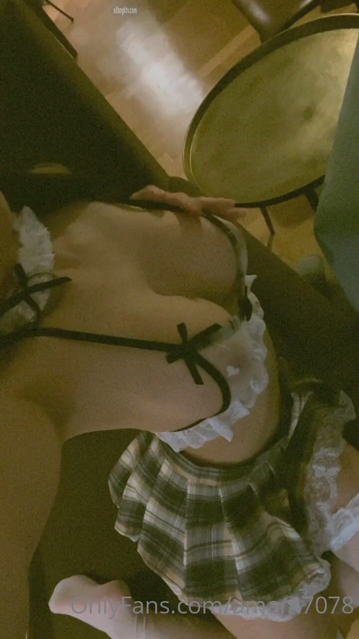 推特極品美女『Amam』最新啪啪甄選 網襪黑絲站炮後入 表情銷魂 嬌喘好聽 高清 (7)