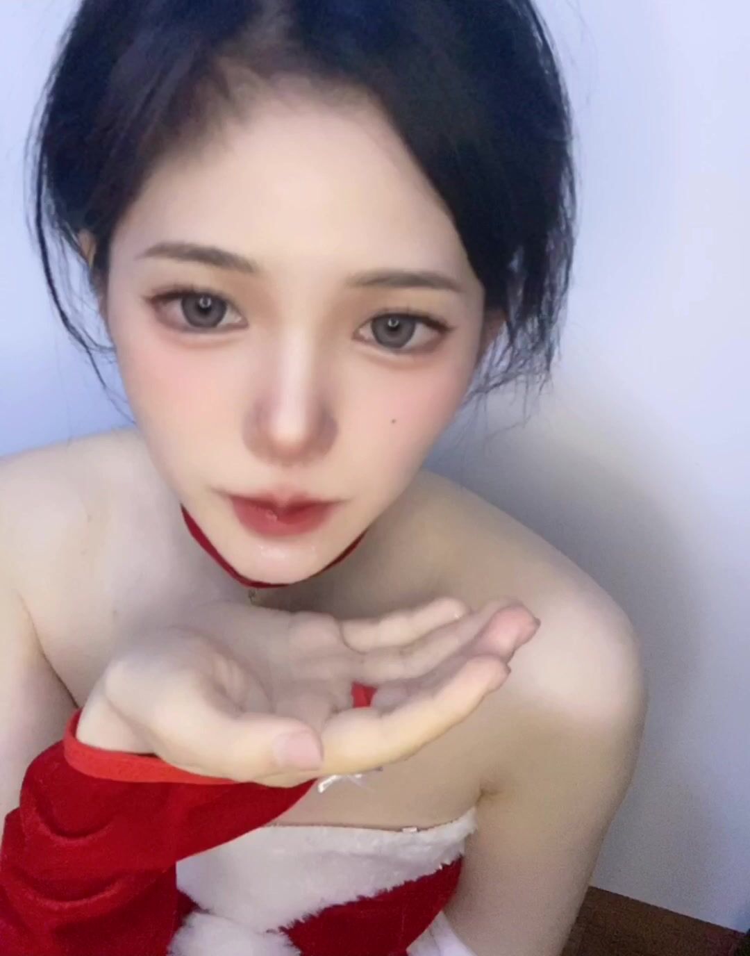 微博紅人頂級容顏蘿莉正妹【倦倦喵】露臉私人訂制體操服手腳束縛自慰放尿模仿吞精無水原檔 (6)