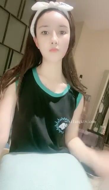 核彈！封面模特女神~20小時~【妍妍】長腿美臀~道具狂插！ (11)