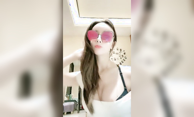 核彈！封面模特女神~20小時~【妍妍】長腿美臀~道具狂插！ (9)